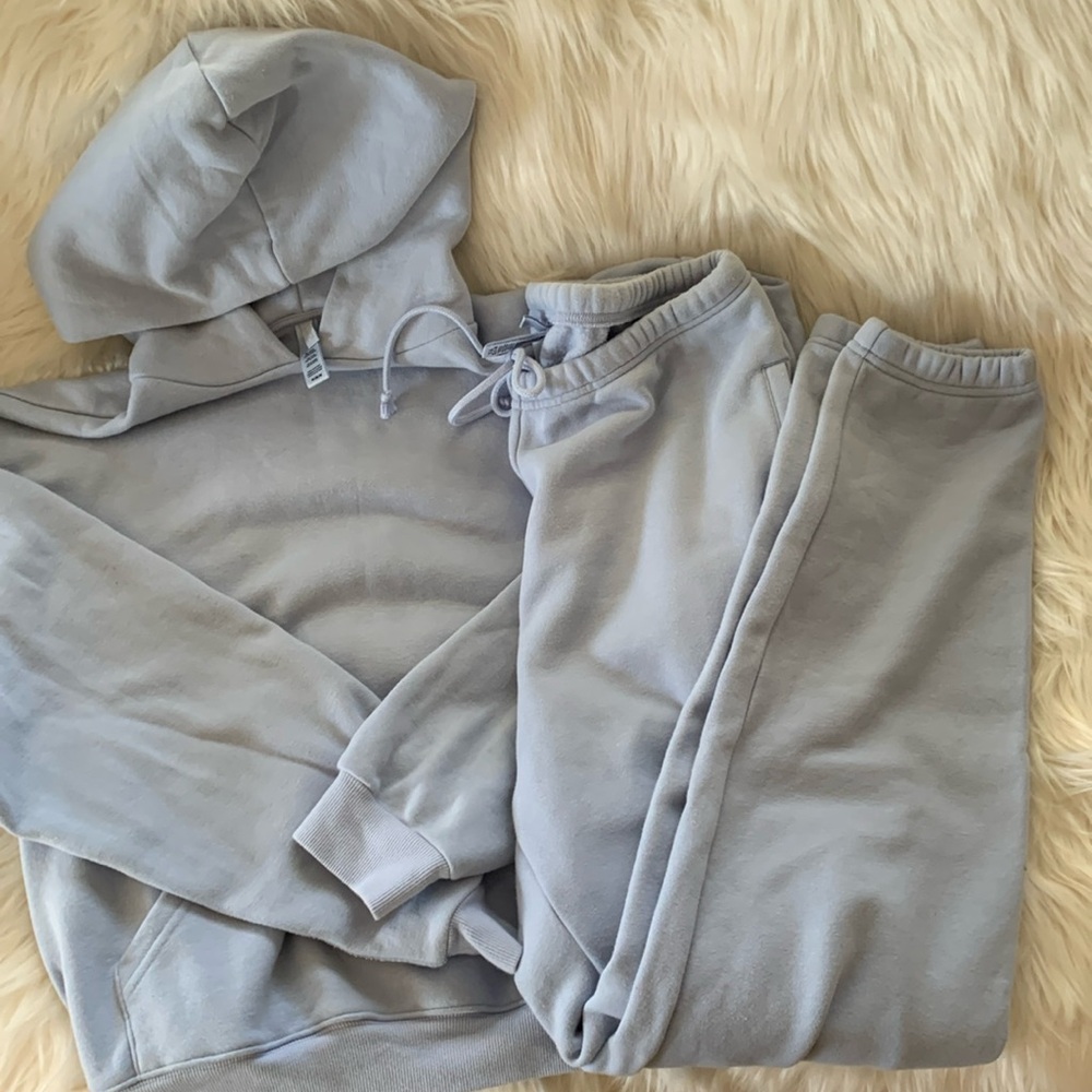 Skims Set Periwinkle Hoodie Size Medium, Joggers Size Small